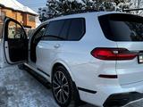 BMW X7 2020 года за 50 000 000 тг. в Алматы – фото 2