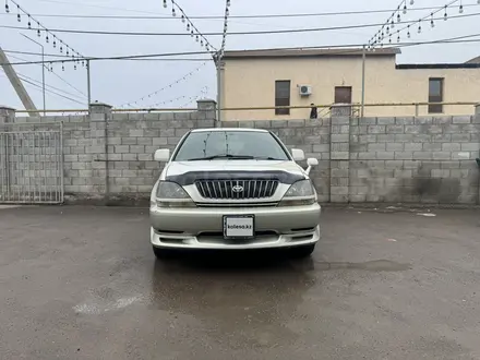 Toyota Harrier 1998 года за 4 000 000 тг. в Алматы