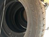 Шины 255/55 R18 в комплект 4 шт за 100 000 тг. в Балхаш