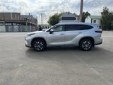 Toyota Highlander 2020 года за 15 500 000 тг. в Уральск – фото 2