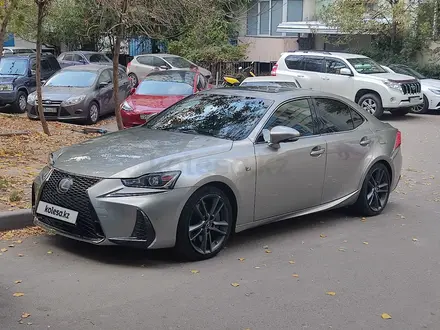 Lexus IS 300 2017 года за 12 500 000 тг. в Алматы – фото 2