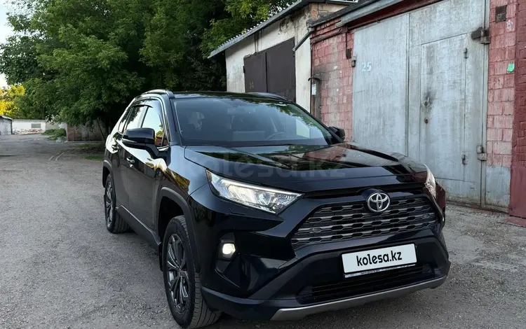 Toyota RAV4 2022 года за 16 000 000 тг. в Усть-Каменогорск