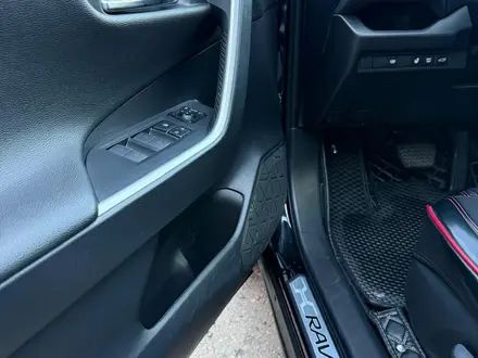 Toyota RAV4 2022 года за 16 000 000 тг. в Усть-Каменогорск – фото 6