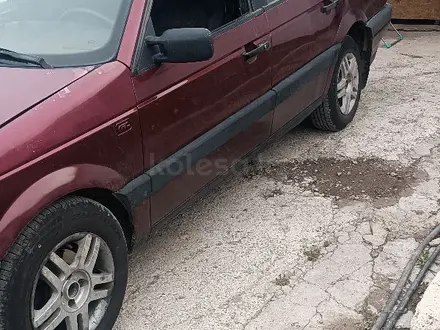Volkswagen Passat 1991 года за 1 200 000 тг. в Алматы – фото 2
