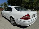 Mercedes-Benz S 320 2002 года за 3 700 000 тг. в Талдыкорган – фото 5