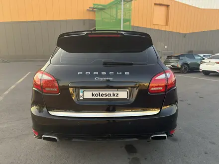 Porsche Cayenne 2013 года за 13 500 000 тг. в Алматы – фото 3