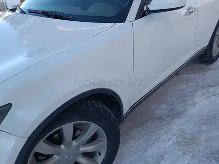 Infiniti FX35 2003 года за 5 000 000 тг. в Костанай – фото 2