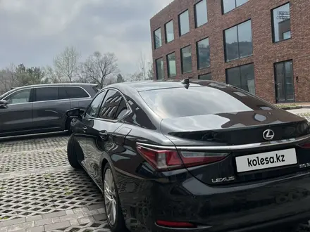 Lexus ES 350 2020 года за 25 000 000 тг. в Алматы – фото 5