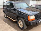 Jeep Grand Cherokee 1998 года за 4 500 000 тг. в Уральск