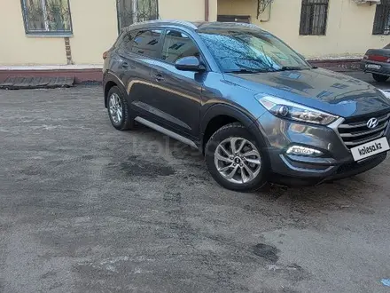 Hyundai Tucson 2017 года за 9 300 000 тг. в Актобе – фото 2