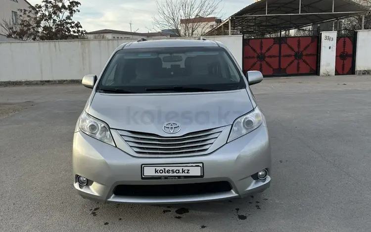 Toyota Sienna 2015 года за 8 500 000 тг. в Актау