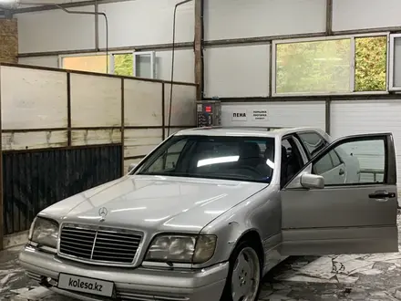 Mercedes-Benz S 420 1999 года за 5 000 000 тг. в Астана – фото 4