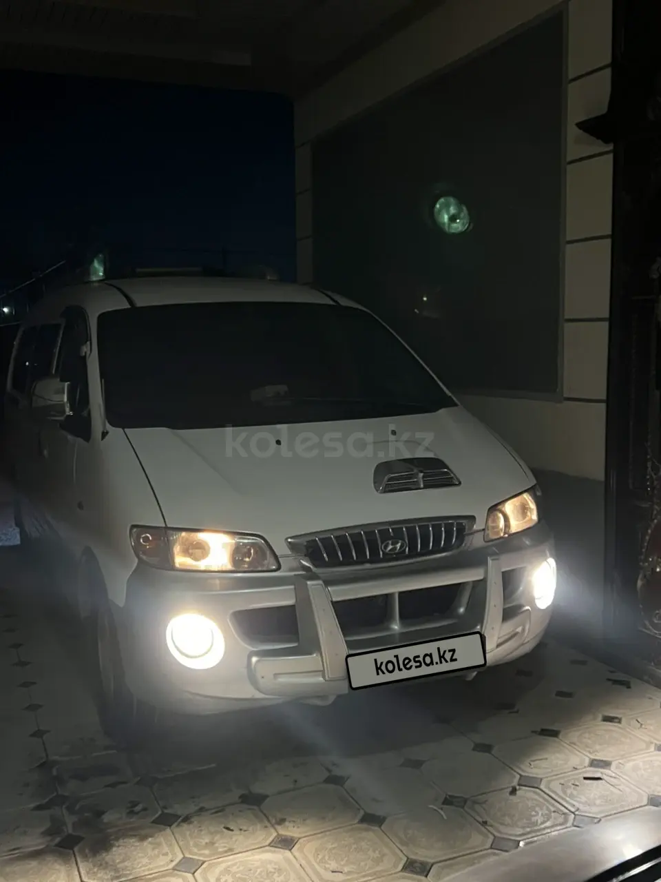 Hyundai Starex, 2002