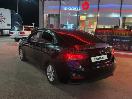 Hyundai Accent 2018 года за 5 500 000 тг. в Алматы – фото 4