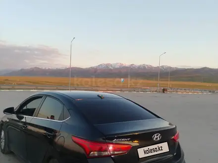 Hyundai Accent 2018 года за 5 500 000 тг. в Алматы – фото 6