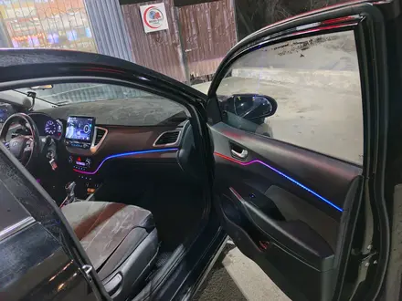 Hyundai Accent 2018 года за 5 500 000 тг. в Алматы – фото 9