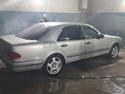 Mercedes-Benz E 280 1997 года за 3 000 000 тг. в Шымкент – фото 6