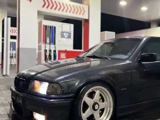 BMW 328