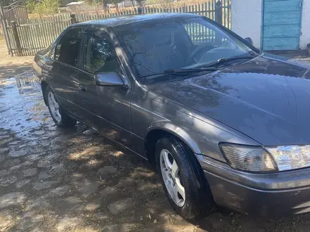 Toyota Camry 2000 года за 3 500 000 тг. в Узынагаш – фото 12