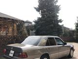 Mercedes-Benz E 230 1992 года за 1 700 000 тг. в Алматы – фото 2