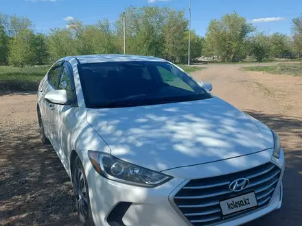 Hyundai Elantra 2017 года за 4 700 000 тг. в Атырау – фото 3