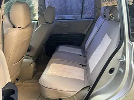 Toyota Highlander 2001 года за 6 500 000 тг. в Алматы – фото 15