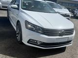 Volkswagen Passat 2016 года за 8 500 000 тг. в Костанай