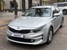 Kia K5, 2016