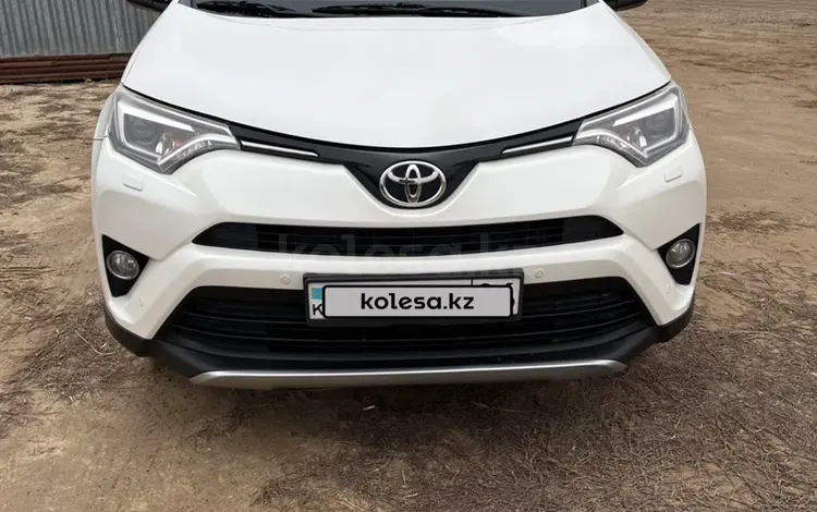 Toyota RAV4 2017 годаүшін11 500 000 тг. в Атырау