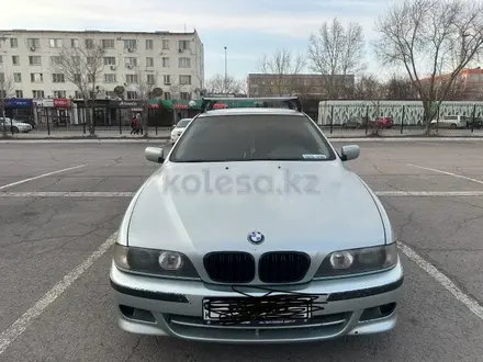 BMW 528 1997 года за 2 900 000 тг. в Жезказган