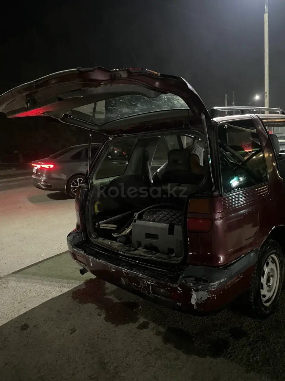 Mitsubishi Space Wagon, 1992