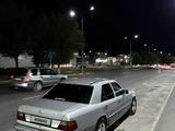 Mercedes-Benz E 200 1990 года за 900 000 тг. в Шымкент