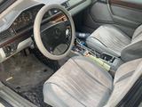 Mercedes-Benz E 220 1995 года за 2 000 000 тг. в Астана – фото 5