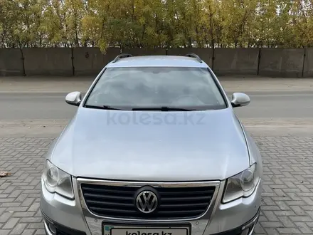 Volkswagen Passat 2010 года за 4 000 000 тг. в Семей – фото 2