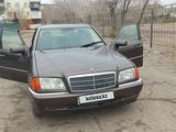 Mercedes-Benz C 180 1994 года за 2 900 000 тг. в Алматы