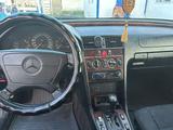 Mercedes-Benz C 200 1996 годаүшін2 300 000 тг. в Павлодар – фото 2