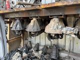 Редуктора передние и задние за 10 000 тг. в Алматы