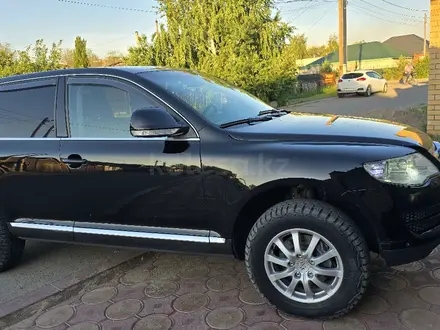 Volkswagen Touareg 2008 года за 5 600 000 тг. в Павлодар – фото 5