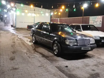 Mercedes-Benz E 200 1992 года за 1 200 000 тг. в Шымкент – фото 7