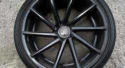 Диски R20 Vossen с летними шинами dunlop за 300 000 тг. в Алматы – фото 2