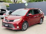 Toyota Sienna 2018 года за 11 300 000 тг. в Алматы – фото 3