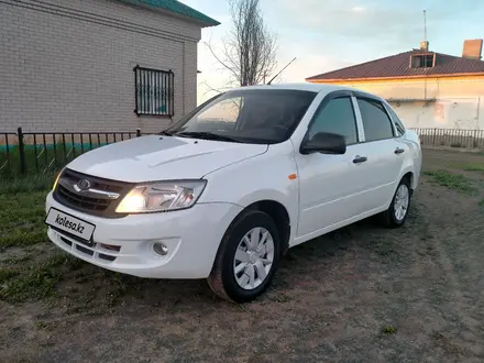 ВАЗ (Lada) Granta 2190 2013 годаүшін3 100 000 тг. в Актобе