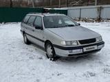 Volkswagen Passat 1993 годаүшін2 300 000 тг. в Уральск