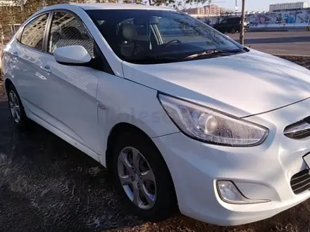 Hyundai Accent 2013 года за 4 600 000 тг. в Астана – фото 2