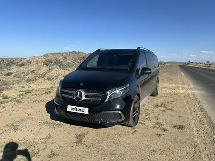 Mercedes-Benz V 250 2022 года за 53 000 000 тг. в Астана – фото 2