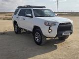 Toyota 4Runner 2013 годаүшін16 500 000 тг. в Жанаозен – фото 3