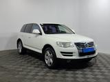 Volkswagen Touareg 2007 года за 6 210 000 тг. в Алматы – фото 3