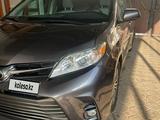 Toyota Sienna 2018 года за 16 500 000 тг. в Алматы – фото 2