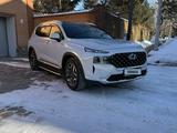 Hyundai Santa Fe 2022 года за 21 000 000 тг. в Караганда – фото 2