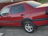 Volkswagen Vento 1995 года за 2 200 000 тг. в Темиртау – фото 3